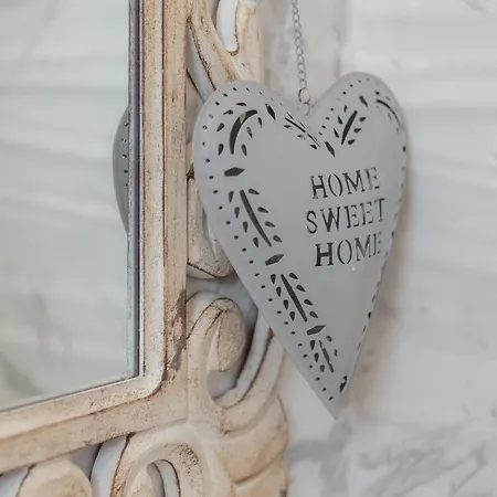 Apartment Shabby Leni *