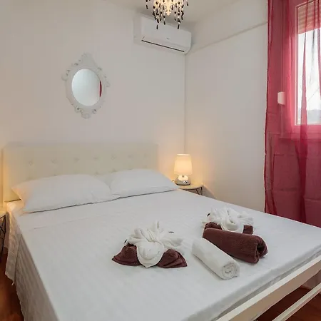 Shabby Leni Сплит