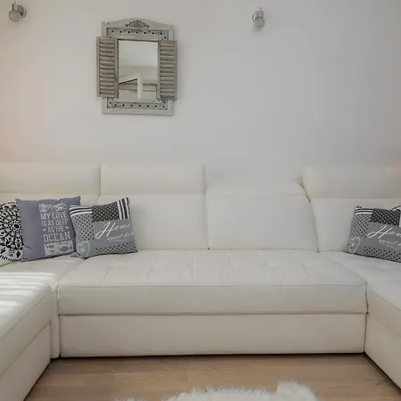 Apartmán Shabby Leni *